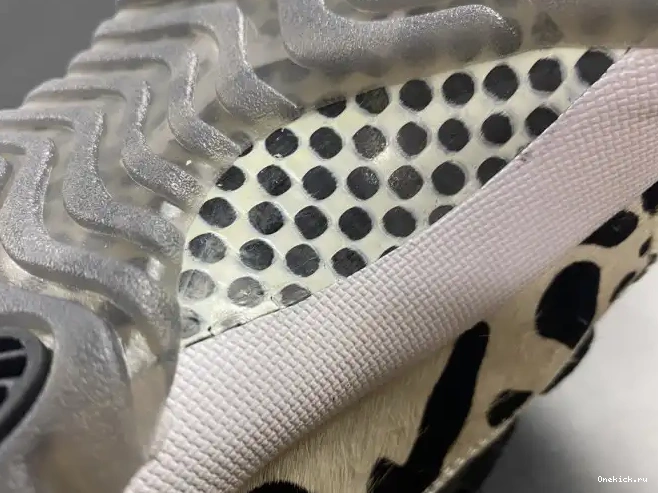 One Kick ANIMAL AIR JORDAN 11 INSTINCT AR0715-010 0531